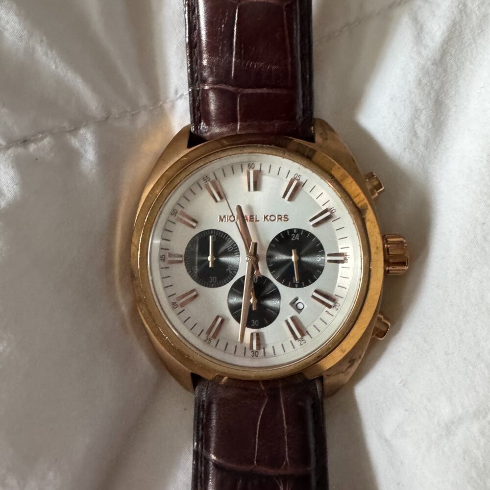 Designer Watch - Picture 5 of 6